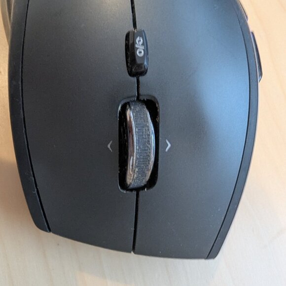 Logitech Performance MX Darkfield with dongle - Picture 5 of 6